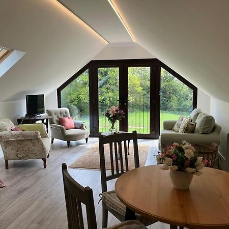 Appartamento The Stable, Grove End Farm Petworth Esterno foto